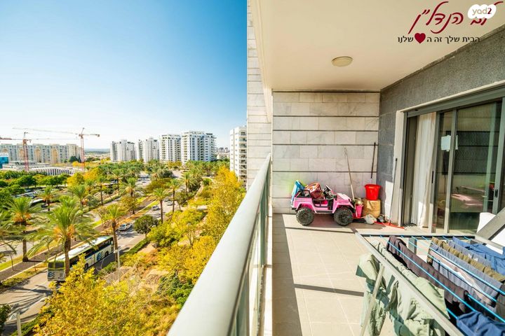 דירה, אלישע הנביא, הנביאים, מודיעין מכבים רעות