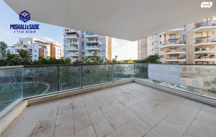 דירה, נחל שורק, הפארק, חדרה