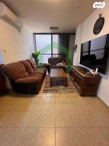 דירה, שדרות הרב לוין, גני מרום, רמת גן