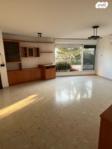 דופלקס, האסיף, כרמל מרכזי - שד' קיש, חיפה