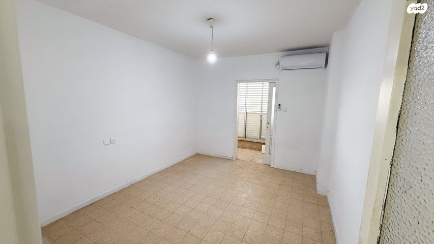 דירה, הנשיאים 3, חולון