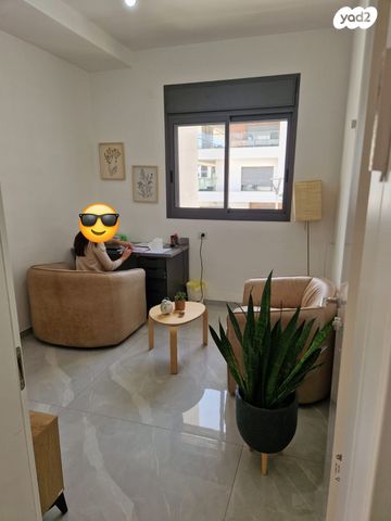 דירה, גבעת אלונים, קרית אתא