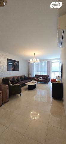 דירה, יהושע רבינוביץ, בן גוריון, חולון