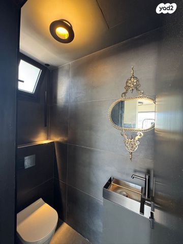 גג/ פנטהאוז, סלומון 20, נווה שאנן, תל אביב יפו