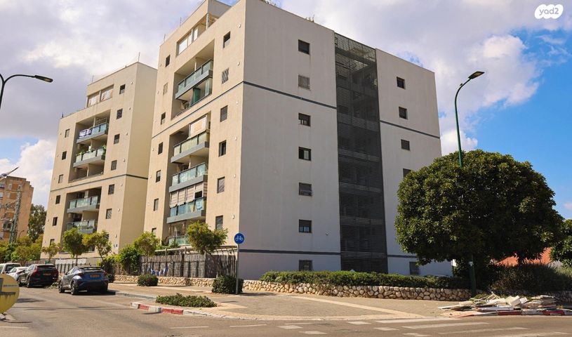 דירת גן, ש"י עגנון, קרית נורדאו, נתניה