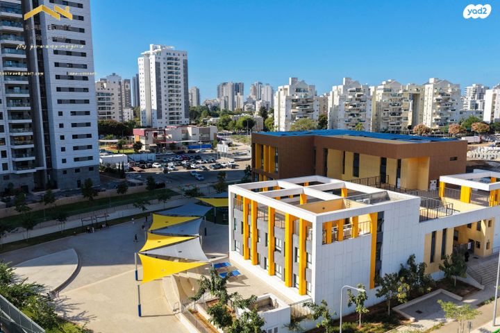 דירה, קרל פופר 3, נתניה