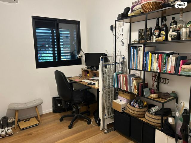 דירה, איתמר, חרוזים, רמת גן