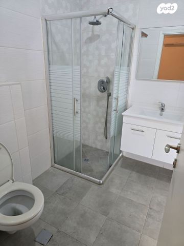 דירת גן, קצרין