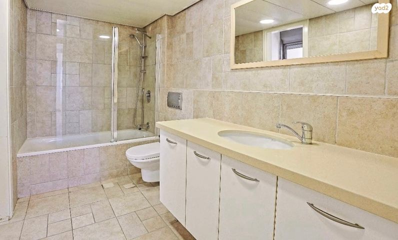 דירה, הרצליה ב', הרצליה