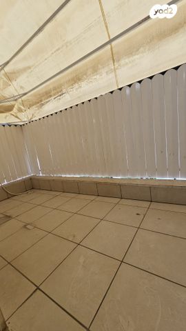 דירה, דוגית 8, קרית מנחם בגין, רמלה