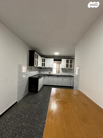 דירה, שרעבי 13, שכונה ג', באר שבע