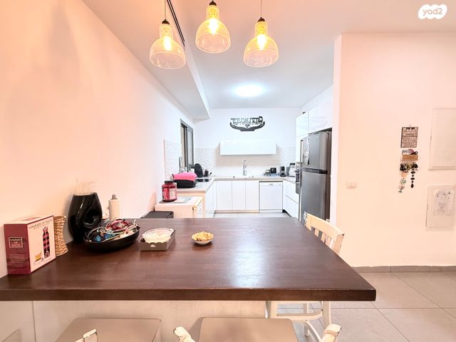 דירת גן, הציפורים, מודיעין מכבים רעות