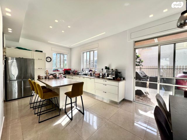 בית פרטי/ קוטג', המלכים, עין התכלת, נתניה