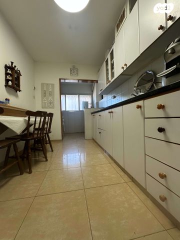 דירה, שדרות המגינים, קרית אליהו, חיפה