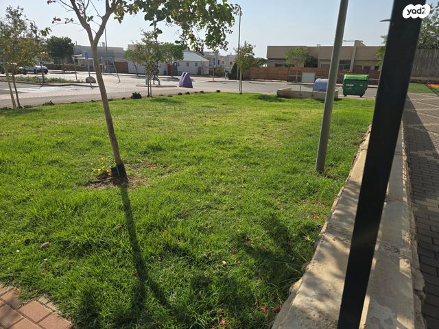 דירת גן, קצרין