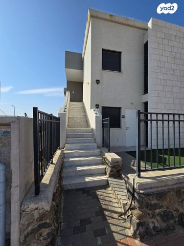 גג/ פנטהאוז