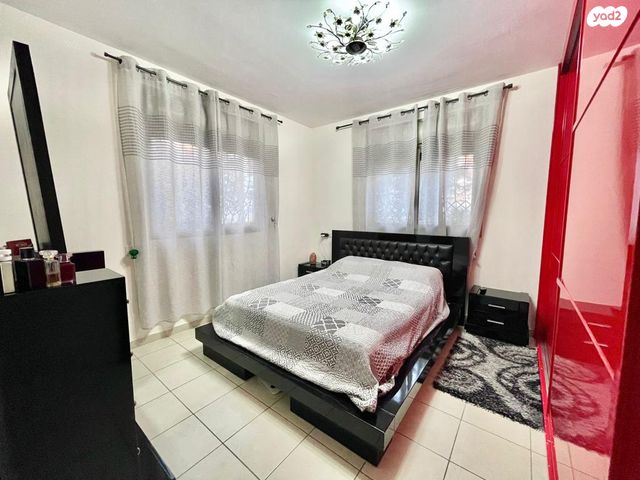 דירה, ד"ר יהודה פרח 8, קרית השרון, נתניה