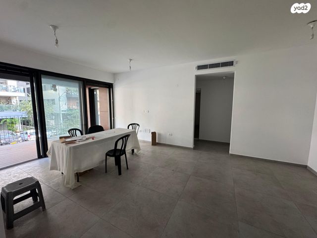 דירה, חרוזים, רמת גן