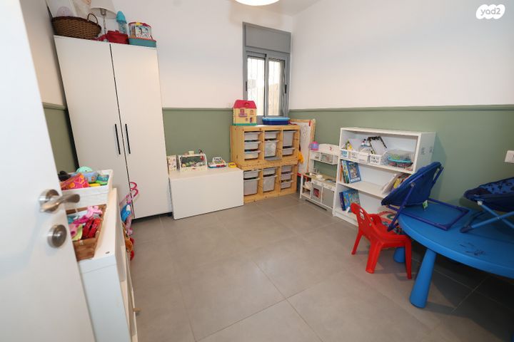 דירת גן, משה קהירי, רמות הרכס, באר שבע