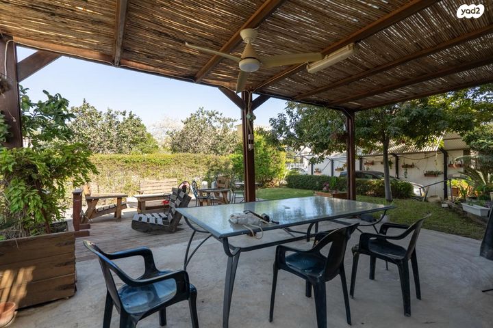 בית פרטי/ קוטג', עפרוני, שאר העיר, להבים