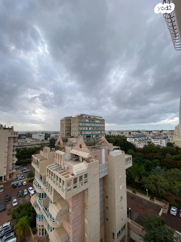 דירה, החבצלת, קיראון, קרית אונו