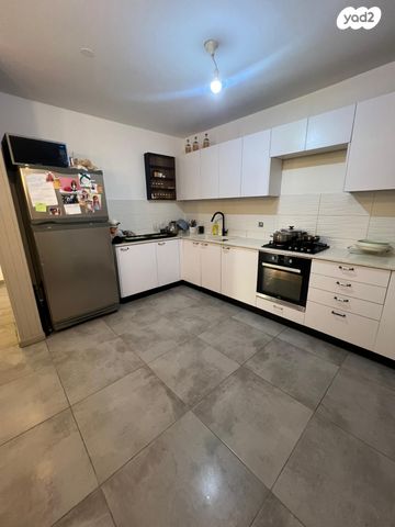 דירה, דובב מישרים / רמת בית שמש ד-1, בית שמש