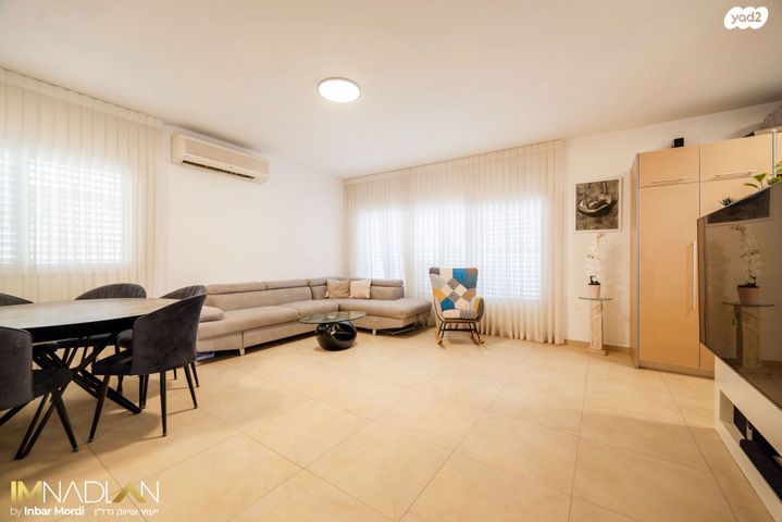 דופלקס, פתח תקווה