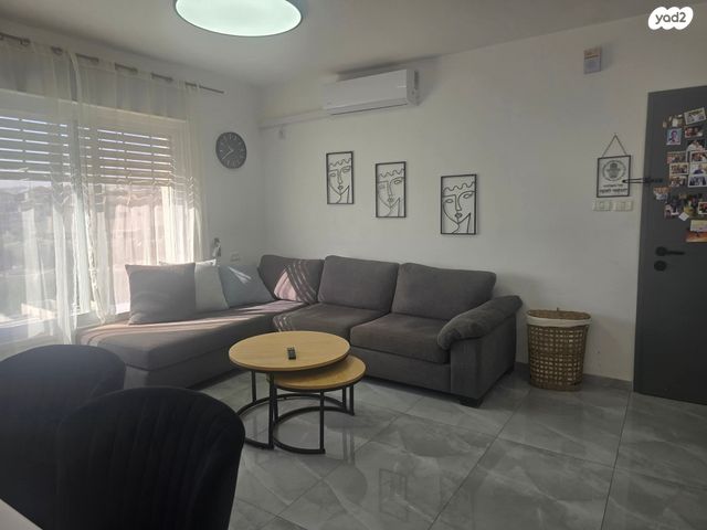 דירה, מעלה אדומים