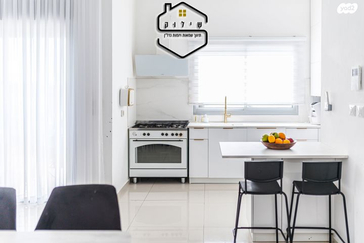 דירה, נחל תנינים, שקמים ואגמים, אשקלון