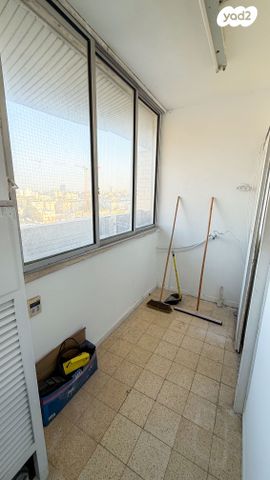 דירה, הנשיאים 3, חולון