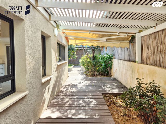 בית פרטי/ קוטג', אפעל, שיכון ותיקים, חולון