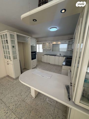 דירה, זאב ז'בוטינסקי 7, מרכז העיר, עכו