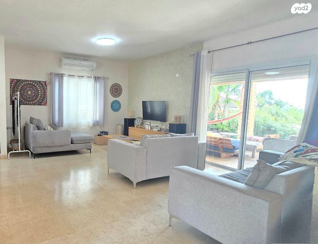 בית פרטי/ קוטג', ברקן