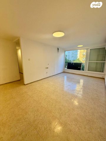 דירה, מעפילי אגוז 89, נווה חן, תל אביב יפו