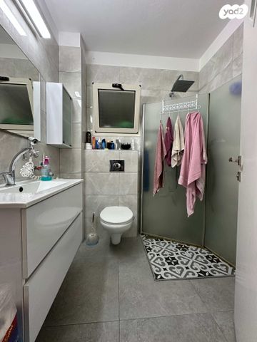 דירה, שדרות ששת הימים 30, נווה חן, תל אביב יפו