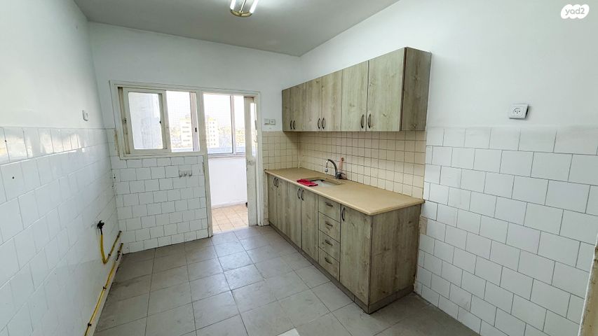 דירה, הנשיאים 3, חולון