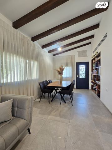 דו משפחתי, דוד רמז, קרית אלון, פתח תקווה