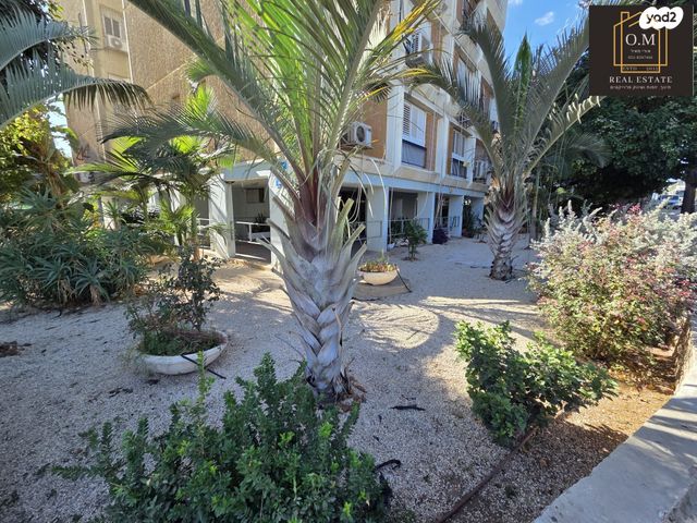 דירה, בירנית, לבנה, תל אביב יפו