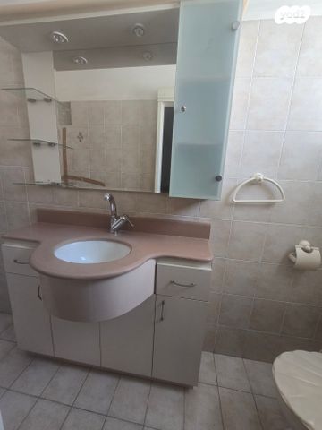 בית פרטי/ קוטג', שדרות הרצל, אפק, קרית ביאליק