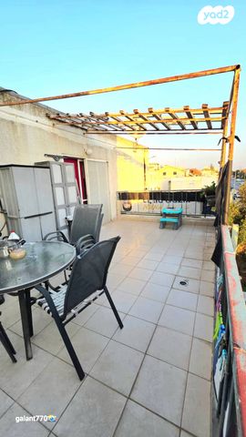 דירה, יצחק רבין, צפת