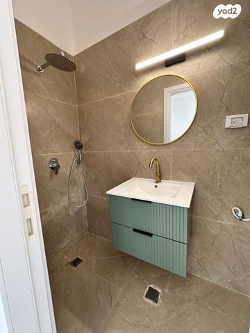 דירה, בר גיורא, הדר עליון, חיפה