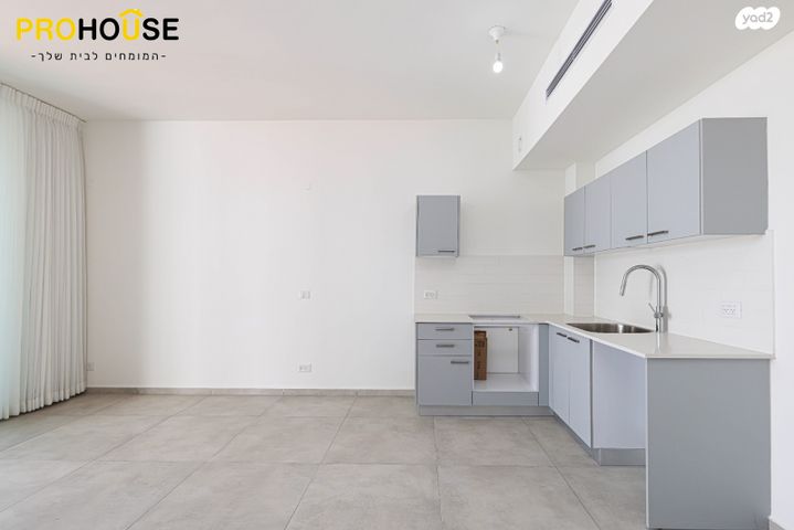 דירה, אבולעפיה 17, גבעת הרצל, אזור המלאכה יפו, תל אביב יפו