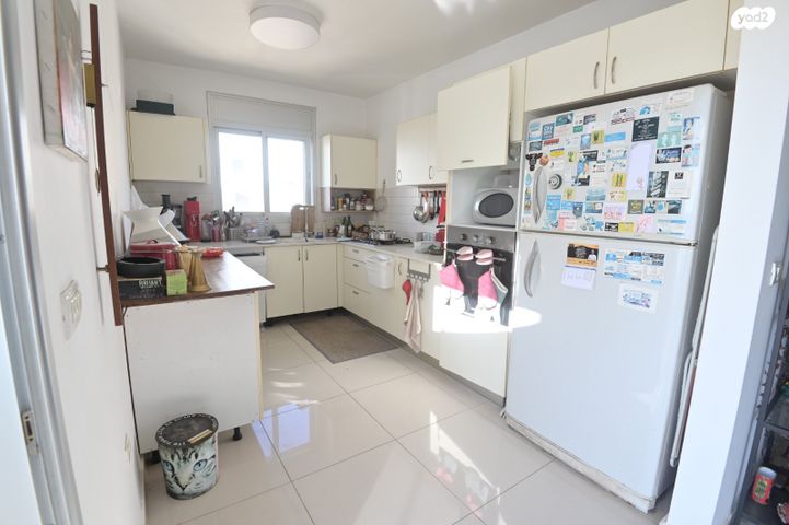 דירה, החלוץ, הרצליה הירוקה, נווה עובד, הרצליה