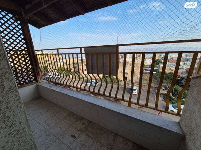 דירה, וינגייט, שיכון עובדים, טבריה