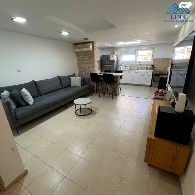 דירה, ביאליק 23, ביאליק, טירת כרמל