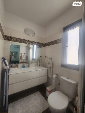 דירה, סשה ארגוב, רמלה