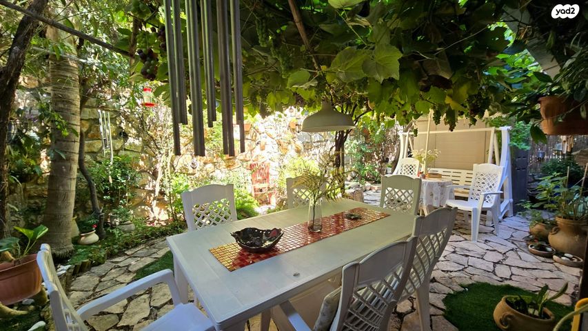 דירת גן, רמת יקנעם, יקנעם עילית