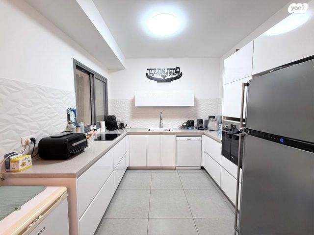 דירת גן, הציפורים, מודיעין מכבים רעות