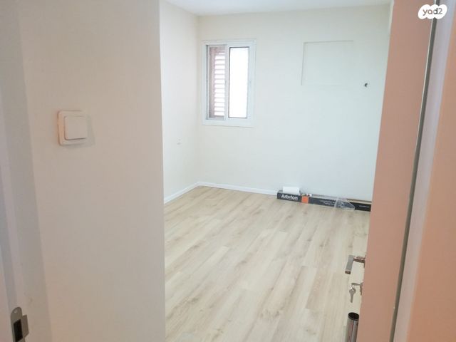 דירה, וינגייט, שיכון עובדים, טבריה