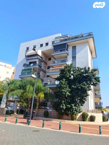 הרב זבולון גרז 